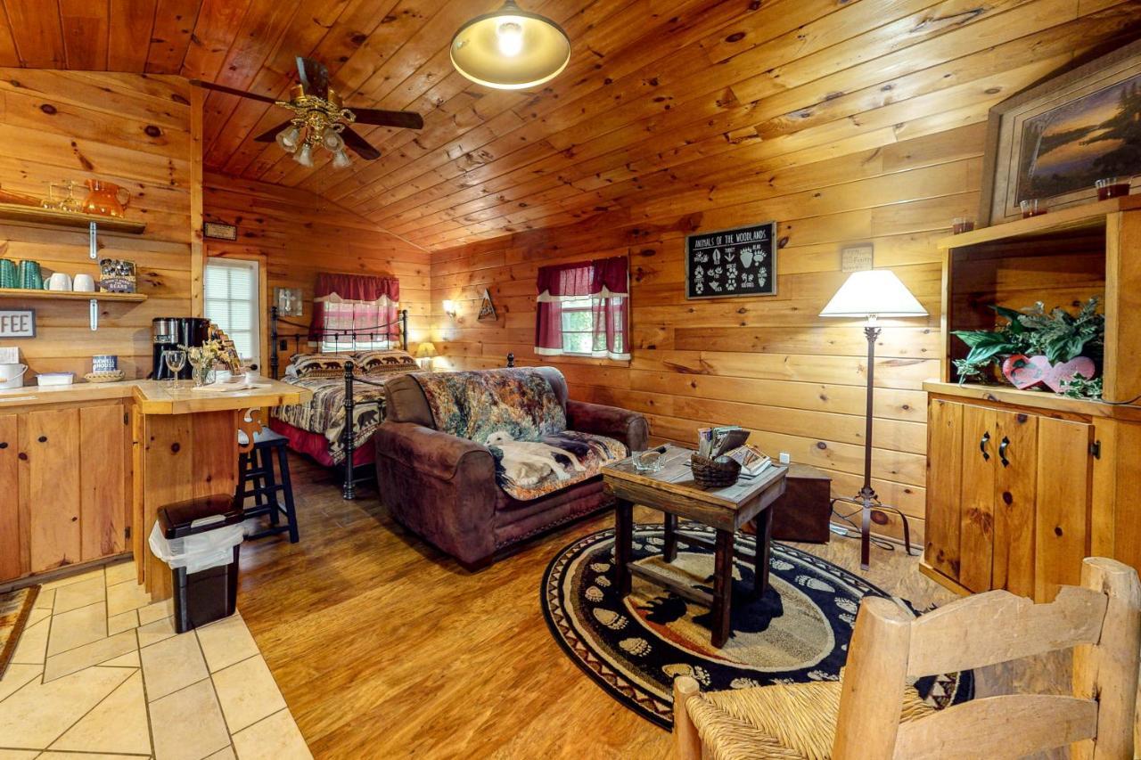 Bear Caves At Black Bear Cottages Sevierville Camera foto